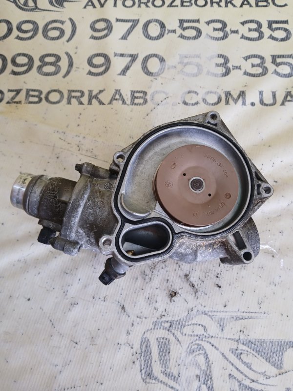 Помпа водного охлаждение X5 2018 F85 4.4 Помпа водного охлаждение X5 2018 F85 4.4
