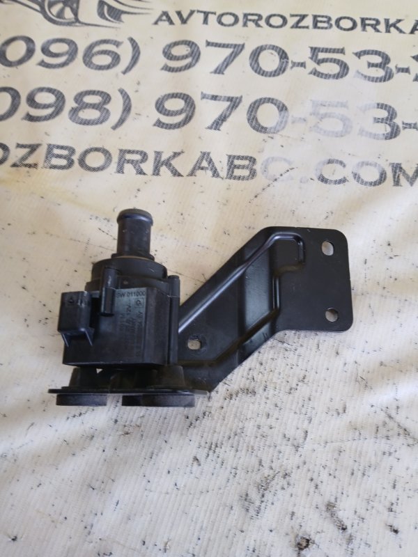 Помпа дополнительная Q8 2019 3.0 DCBD Помпа дополнительная Q8 2019 3.0 DCBD