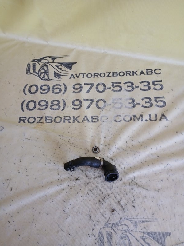 Запчасть патрубок системы охлаждения Audi Q8 2019 3.0 DCBD 4M0 122 109 BA Б/У Патрубок системы охлаждения Audi Q8 2019 3.0 DCBD 4M0 122 109 BA Б/У