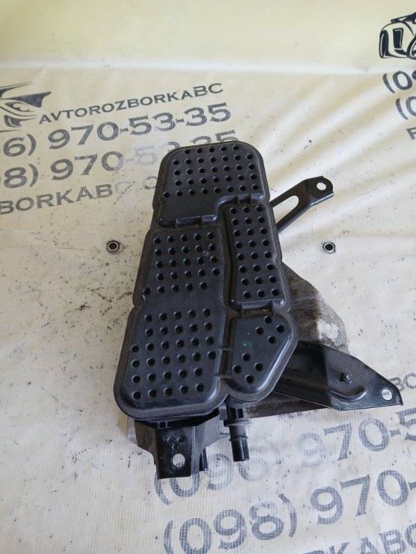 Абсорбер паров топлива Audi Q8 3.0 DCBD Абсорбер паров топлива Audi Q8 3.0 DCBD