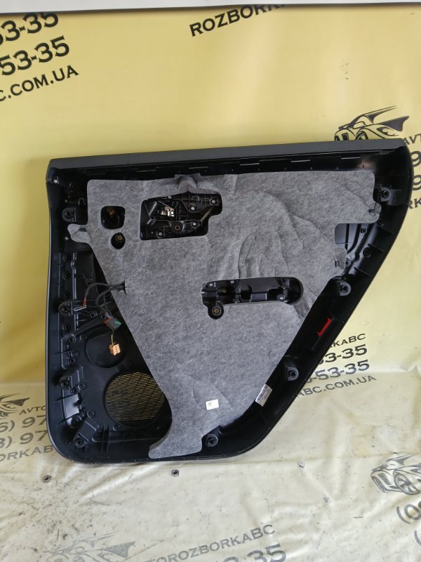 Карта двери задняя левая Q8 2019 3.0 DCBD Карта двери задняя левая Q8 2019 3.0 DCBD