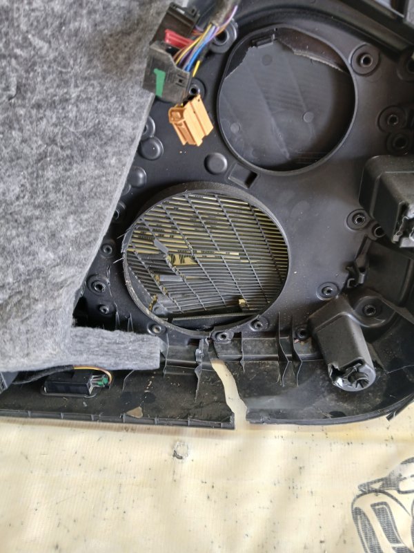 Карта двери задняя правая Q8 2019 3.0 DCBD Карта двери задняя правая Q8 2019 3.0 DCBD