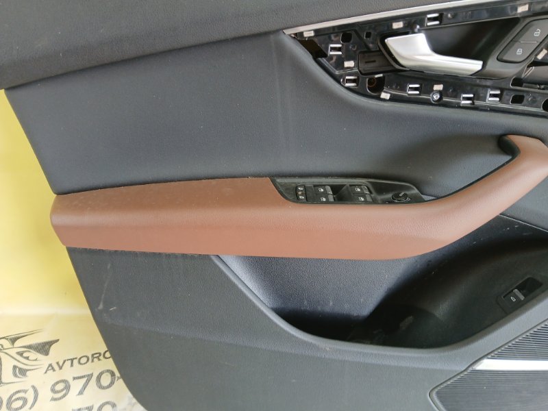 Карта двери передняя левая Q8 2019 3.0 DCBD Карта двери передняя левая Q8 2019 3.0 DCBD