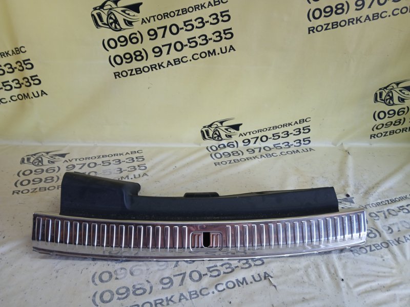 Запчасть накладка багажника задняя Audi Q8 2019 3.0 DCBD 4M8 864 483 A 4PK Б/У Накладка багажника задняя Audi Q8 2019 3.0 DCBD 4M8 864 483 A 4PK Б/У