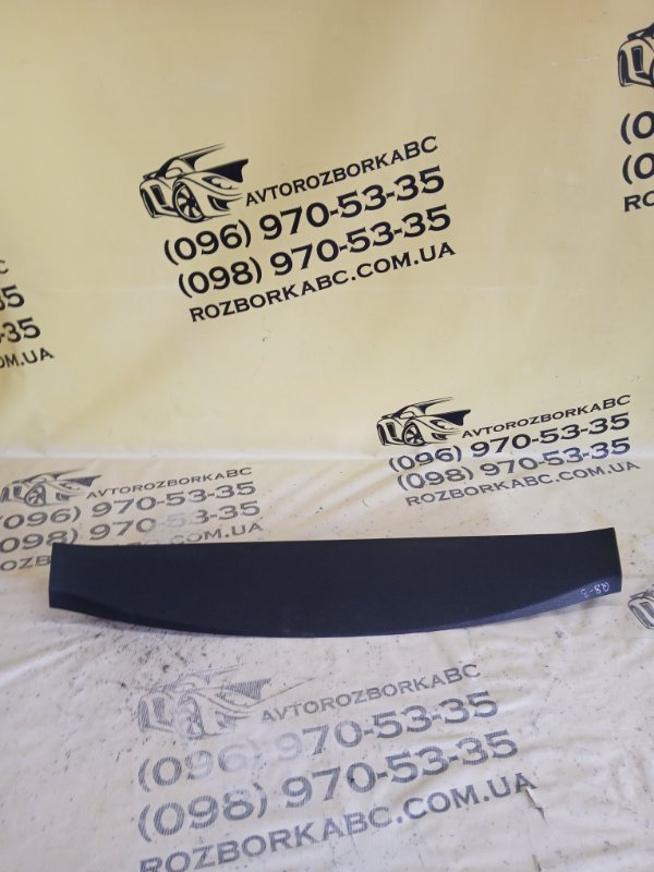 Запчасть обшивка дверей багажника Audi Q8 2019 3.0 DCBD 4M88676064PK Б/У Обшивка дверей багажника Audi Q8 2019 3.0 DCBD 4M88676064PK Б/У