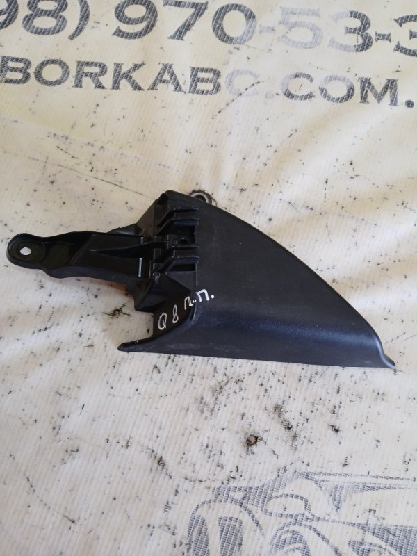 Заглушка передняя правая Q8 2019 3.0 DCBD Заглушка передняя правая Q8 2019 3.0 DCBD