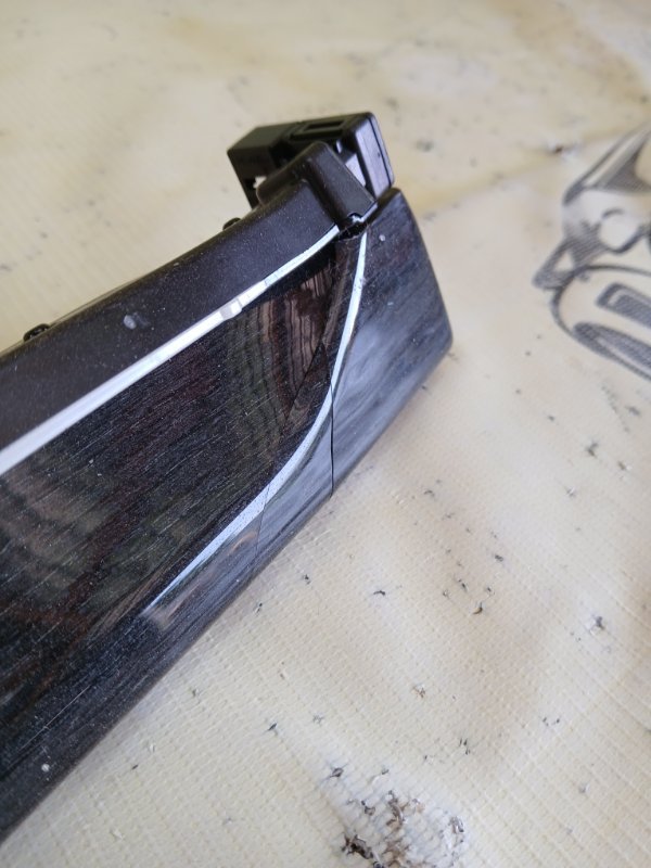 Декоративная накладка торпедо Q8 2019 3.0 DCBD Декоративная накладка торпедо Q8 2019 3.0 DCBD