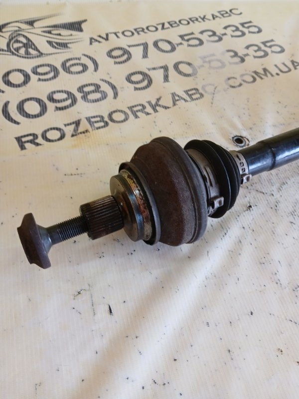 Полуось задний правый S5 2017 Coupe 3.0 CWGD Полуось задний правый S5 2017 Coupe 3.0 CWGD