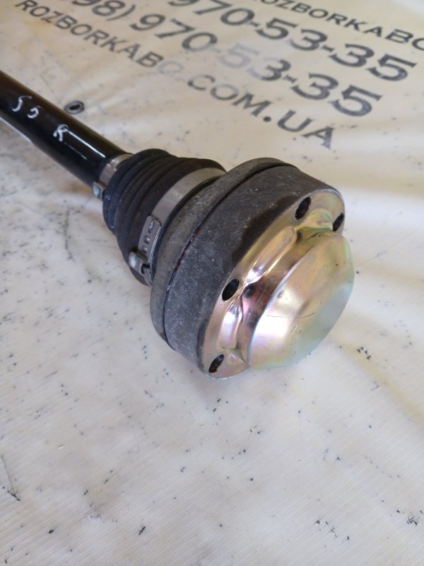 Полуось задний правый S5 2017 Coupe 3.0 CWGD Полуось задний правый S5 2017 Coupe 3.0 CWGD