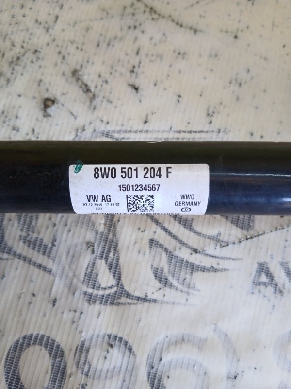 Полуось задний правый S5 2017 Coupe 3.0 CWGD Полуось задний правый S5 2017 Coupe 3.0 CWGD