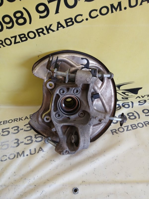 Цапфа задняя правая Audi S5 Coupe 3.0 CWGD Цапфа задняя правая Audi S5 Coupe 3.0 CWGD