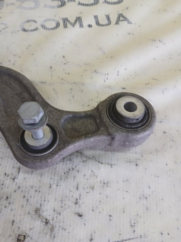 Рычаг задний правый S5 2017 Coupe 3.0 CWGD Рычаг задний правый S5 2017 Coupe 3.0 CWGD