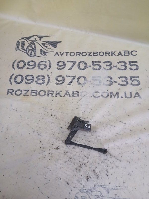 Запчасть датчик положение кузова задний левый Audi S5 2017 Coupe 3.0 CWGD 8W0941309C Б/У Датчик положение кузова задний левый Audi S5 2017 Coupe 3.0 CWGD 8W0941309C Б/У