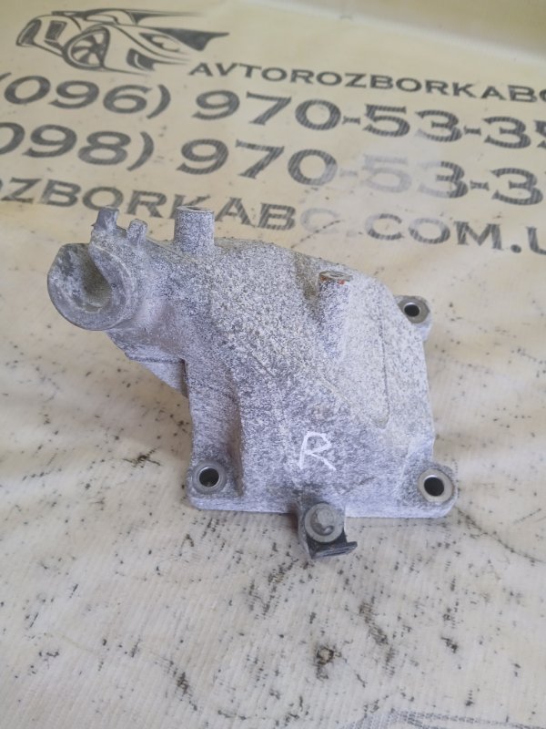 Кронштейн подушки двигателя передний правый GLS 450 4MATIC 2018 276 3.0 biturbo Кронштейн подушки двигателя передний правый GLS 450 4MATIC 2018 276 3.0 biturbo