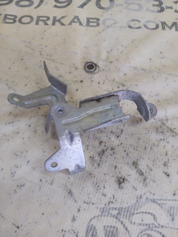 Кронштейн GLS 450 4MATIC 2018 276 3.0 biturbo Кронштейн GLS 450 4MATIC 2018 276 3.0 biturbo