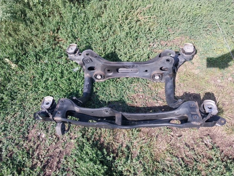 Запчасть подрамник/балка подвески задняя Audi S5 2017 Coupe 3.0 CWGD 8W0 505 235 AD Б/У Подрамник/балка подвески задняя Audi S5 2017 Coupe 3.0 CWGD 8W0 505 235 AD Б/У