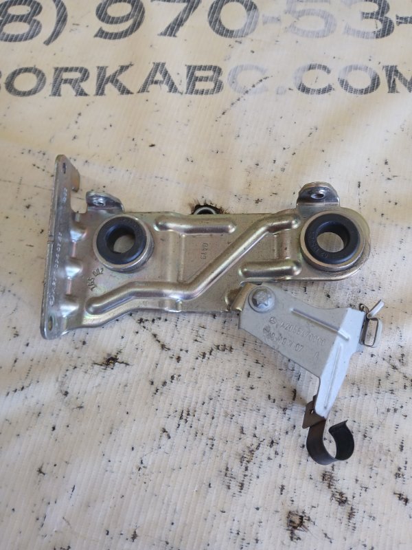 Кронштейн GLC 300 2019 X253 27492031846862 Кронштейн GLC 300 2019 X253 27492031846862