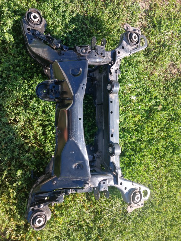 Подрамник/балка подвески задняя XC90 2016 t27 Подрамник/балка подвески задняя XC90 2016 t27