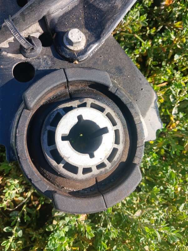 Подрамник/балка подвески задняя XC90 2016 t27 Подрамник/балка подвески задняя XC90 2016 t27