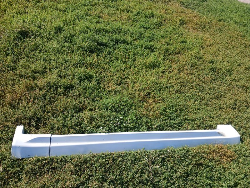 Накладка порога правая Volvo XC90 t27 Накладка порога правая Volvo XC90 t27