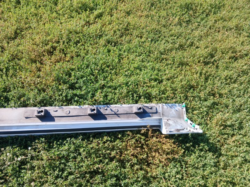 Накладка порога правая XC90 2016 t27 Накладка порога правая XC90 2016 t27