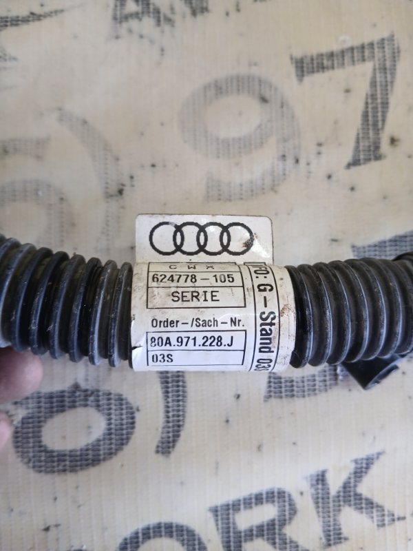 Проводка генератора Q5 2018 80A 2.0 DAYB Проводка генератора Q5 2018 80A 2.0 DAYB