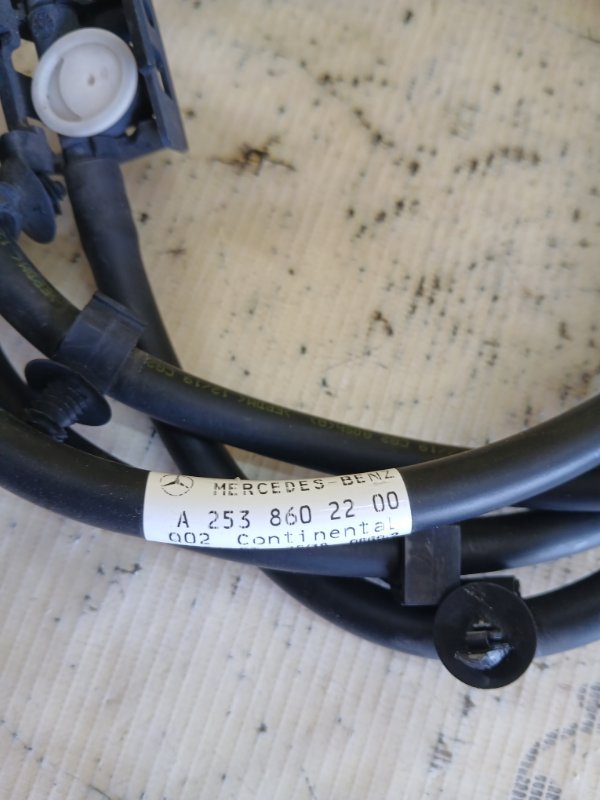 Форсунка стеклоомывателя Mercedes-Benz GLC 300 X253 27492031846862 Форсунка стеклоомывателя Mercedes-Benz GLC 300 X253 27492031846862