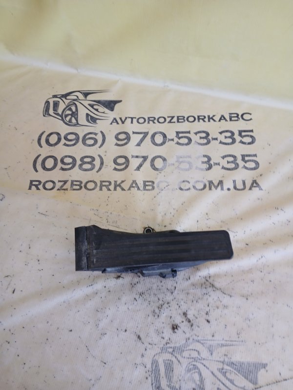 Запчасть педаль газа Mercedes-Benz GLC 300 2019 X253 27492031846862 A2533000004 Б/У Педаль газа Mercedes-Benz GLC 300 2019 X253 27492031846862 A2533000004 Б/У