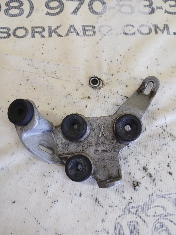 Кронштейн блока ABS GLC 300 2019 X253 27492031846862 Кронштейн блока ABS GLC 300 2019 X253 27492031846862