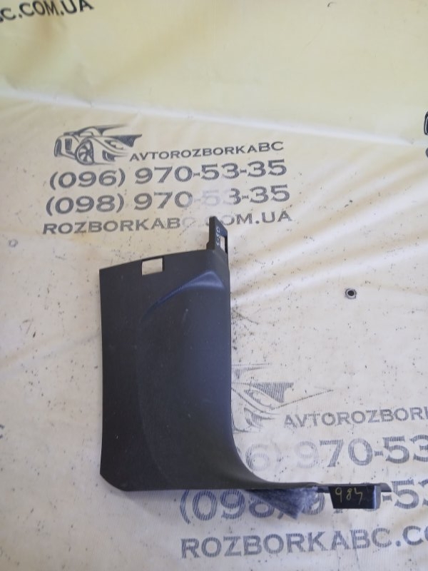 Запчасть накладка стойки передняя правая Audi Q8 2019 3.0 DCBD 4m1867272 Б/У Накладка стойки передняя правая Audi Q8 2019 3.0 DCBD 4m1867272 Б/У