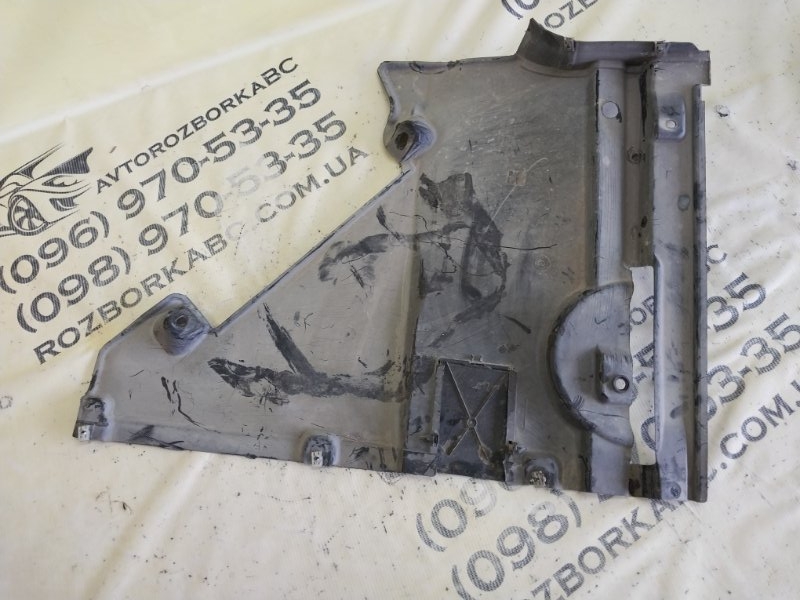 Защита днища кузова задняя левая Q5 2018 80A 2.0 DAYB Защита днища кузова задняя левая Q5 2018 80A 2.0 DAYB