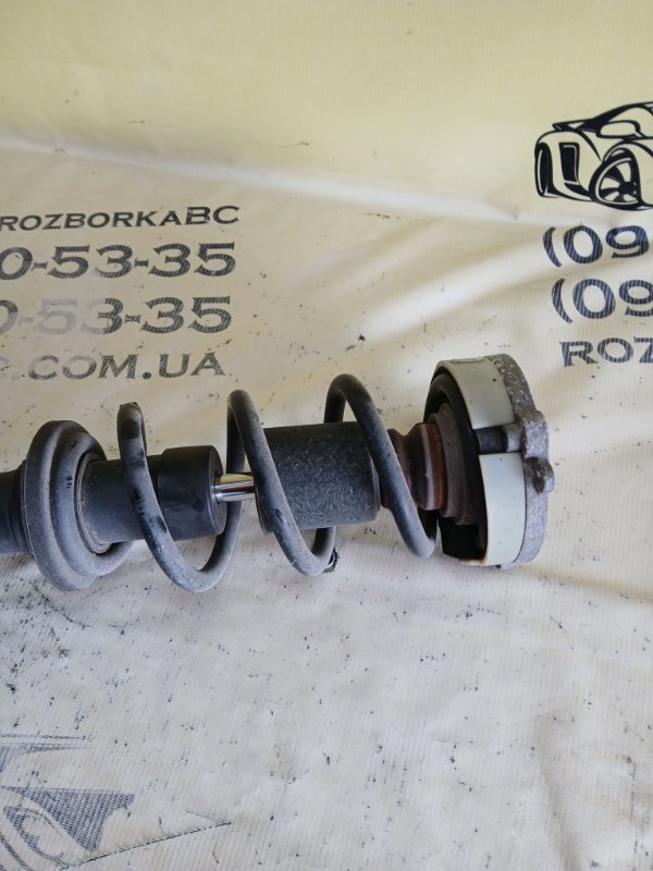 Амортизатор подвески передний правый S5 2017 Coupe 3.0 CWGD Амортизатор подвески передний правый S5 2017 Coupe 3.0 CWGD