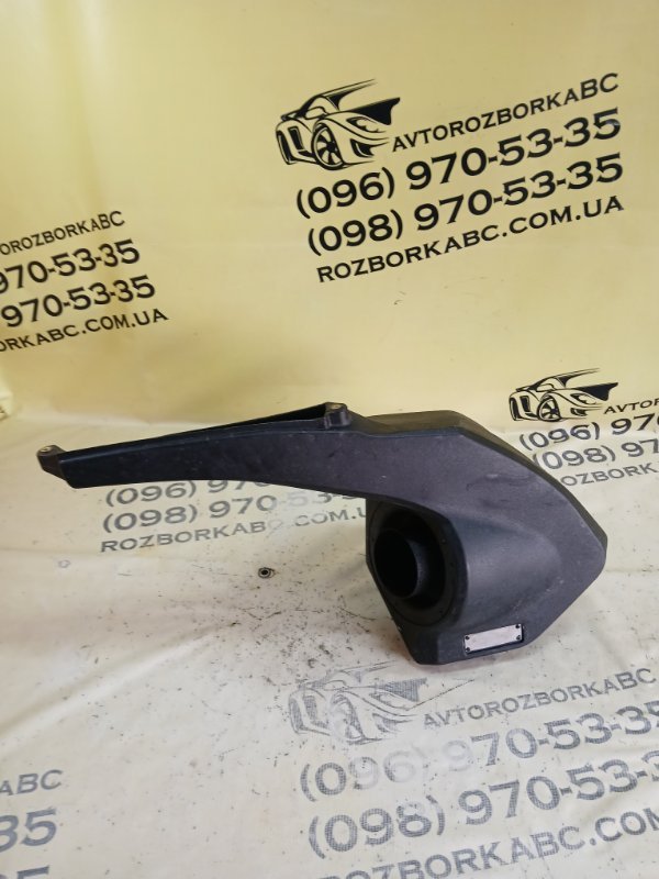 Корпус воздушного фильтра Audi S5 Coupe 3.0 CWGD Корпус воздушного фильтра Audi S5 Coupe 3.0 CWGD