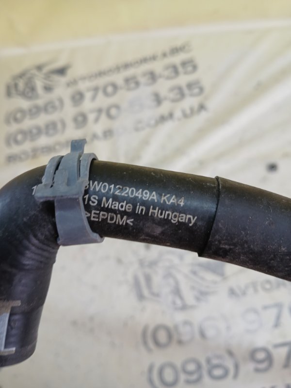 Патрубок системы охлаждения Audi S5 Coupe 3.0 CWGD Патрубок системы охлаждения Audi S5 Coupe 3.0 CWGD