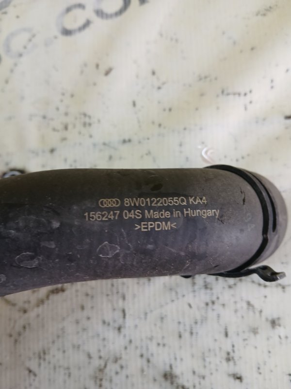 Патрубок системы охлаждения S5 2017 Coupe 3.0 CWGD Патрубок системы охлаждения S5 2017 Coupe 3.0 CWGD