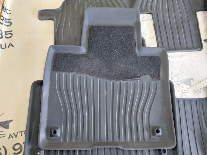 Комплект ковриков салона XC90 2016 t27 Комплект ковриков салона XC90 2016 t27