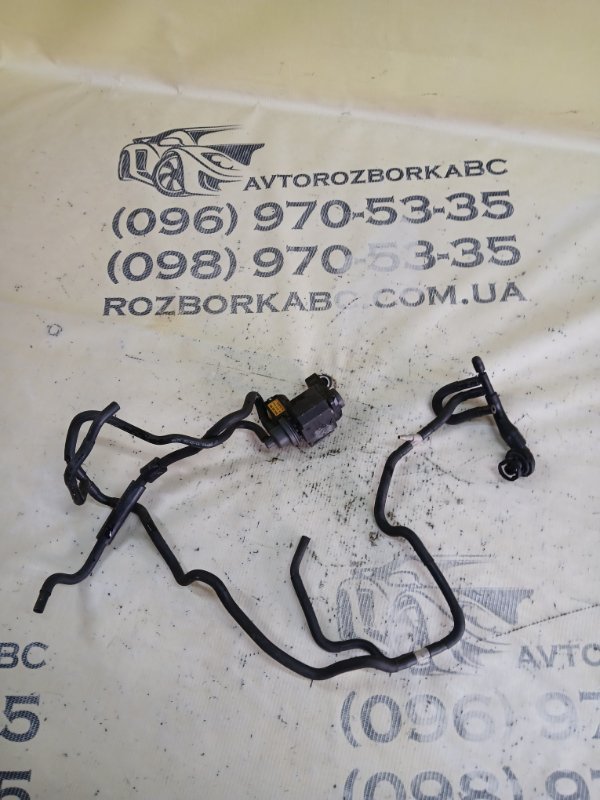 Запчасть трубка вакуумна Audi S5 2017 Coupe 3.0 CWGD 06M131055EK Б/У Трубка вакуумна Audi S5 2017 Coupe 3.0 CWGD 06M131055EK Б/У