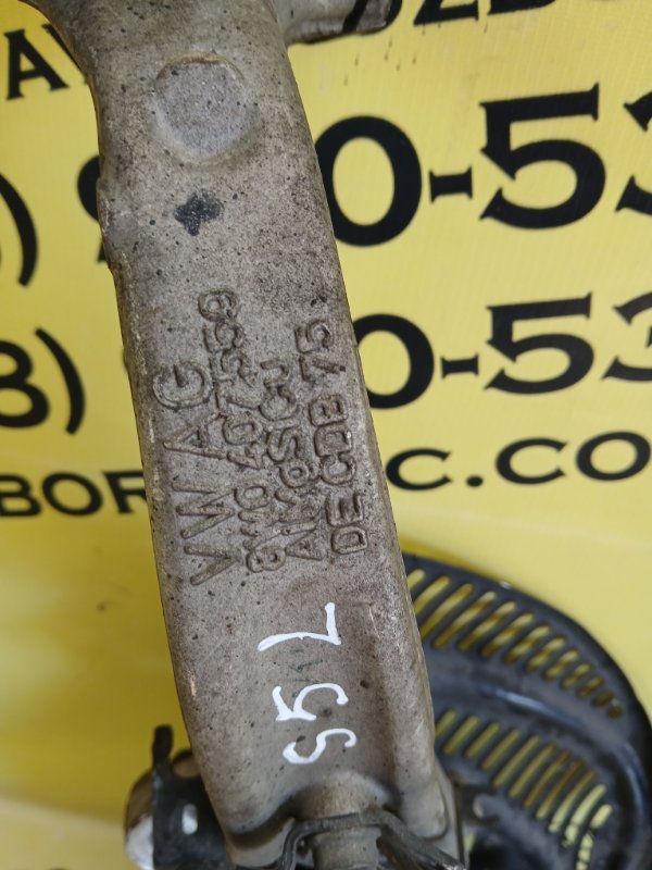 Цапфа передняя левая S5 2017 Coupe 3.0 CWGD Цапфа передняя левая S5 2017 Coupe 3.0 CWGD