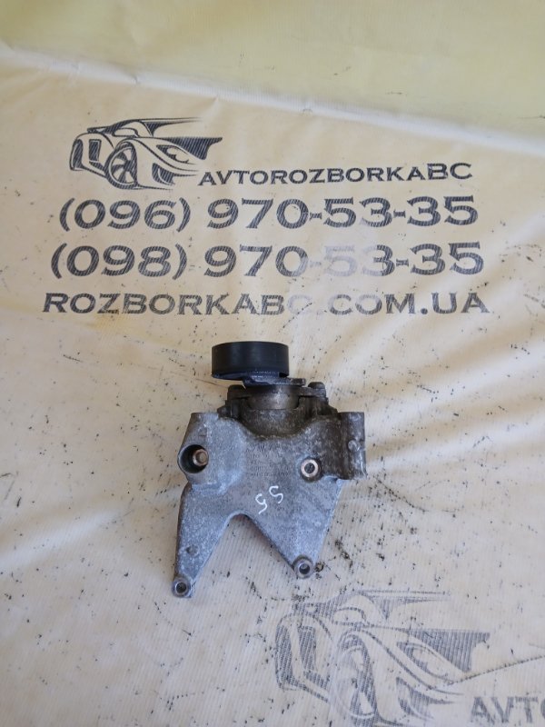 Запчасть кронштейн генератора Audi S5 2017 Coupe 3.0 CWGD 06M903143AG Б/У Кронштейн генератора Audi S5 2017 Coupe 3.0 CWGD 06M903143AG Б/У