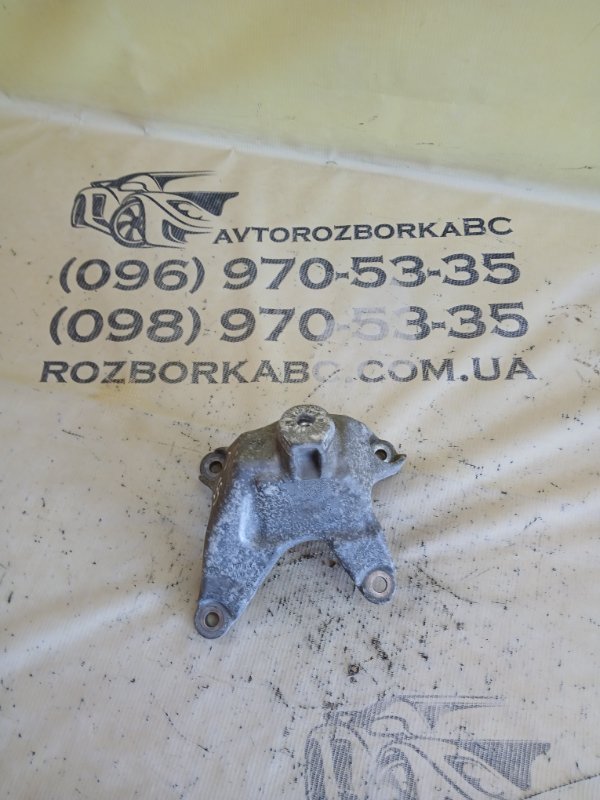 Запчасть кронштейн подушки двигателя передний левый Audi S5 2017 Coupe 3.0 CWGD 8W0199307L Б/У Кронштейн подушки двигателя передний левый Audi S5 2017 Coupe 3.0 CWGD 8W0199307L Б/У