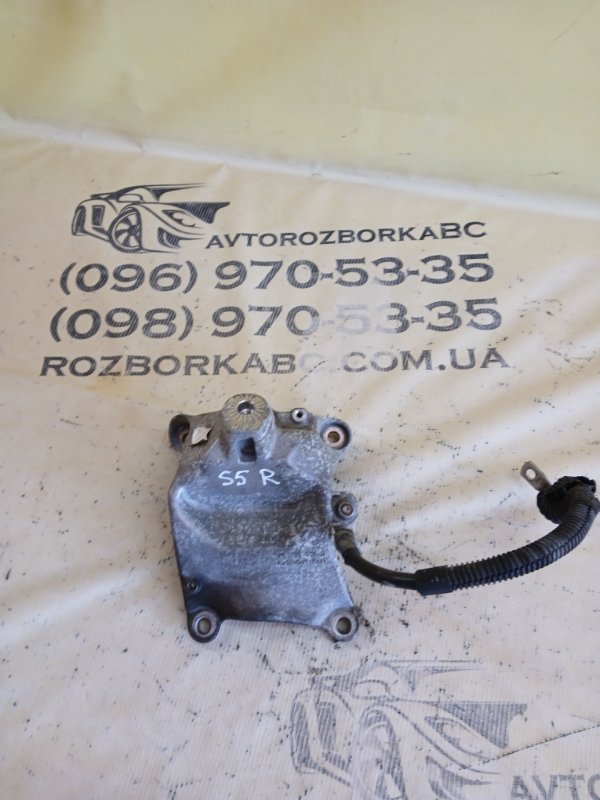 Запчасть кронштейн подушки двигателя передний правый Audi S5 2017 Coupe 3.0 CWGD 8W0199308L Б/У Кронштейн подушки двигателя передний правый Audi S5 2017 Coupe 3.0 CWGD 8W0199308L Б/У