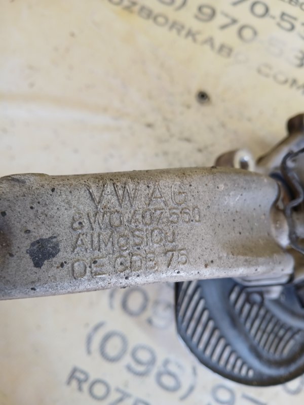 Цапфа передняя правая S5 2017 Coupe 3.0 CWGD Цапфа передняя правая S5 2017 Coupe 3.0 CWGD