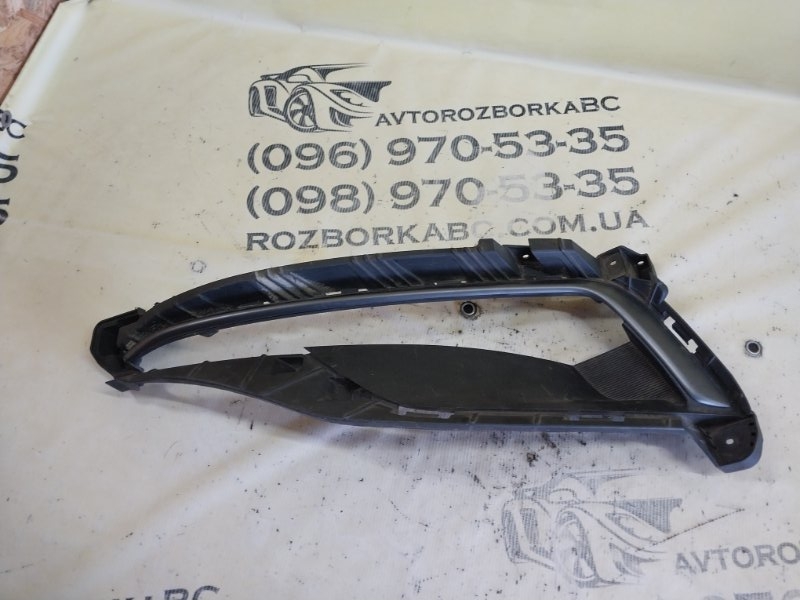 Запчасть рамка противотуманной фары левая Hyundai Sonata 2015 2.4 86521C2300 Б/У Рамка противотуманной фары левая Hyundai Sonata 2015 2.4 86521C2300 Б/У