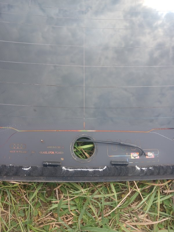 Стекло двери багажника заднее Q8 2019 DCBD Стекло двери багажника заднее Q8 2019 DCBD