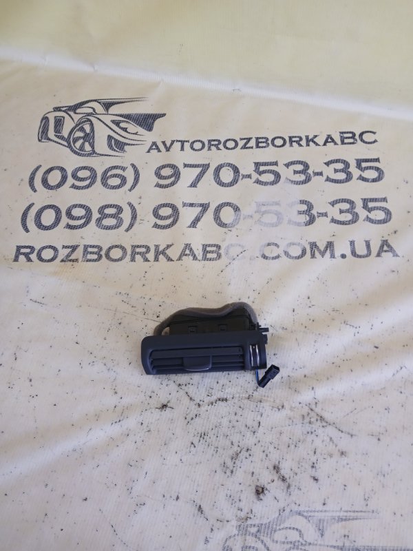 Запчасть дефлектор воздушный правый Audi Q8 2019 3.0 DCBD 4G0 819 210 L Б/У Дефлектор воздушный правый Audi Q8 2019 3.0 DCBD 4G0 819 210 L Б/У