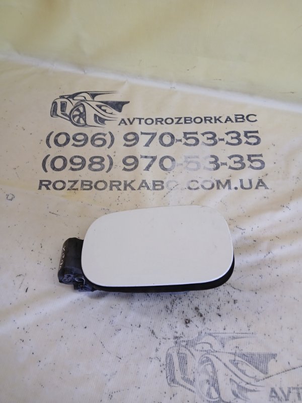 Лючок топливного бака Volvo XC90 2016 t27 32227043 Б/У