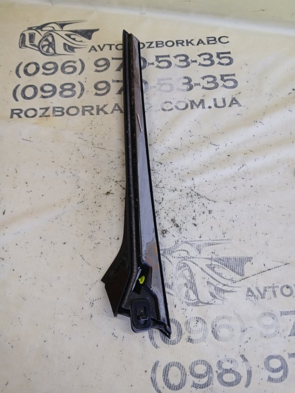 Накладка двери задняя правая Audi Q8 3.0 DCBD