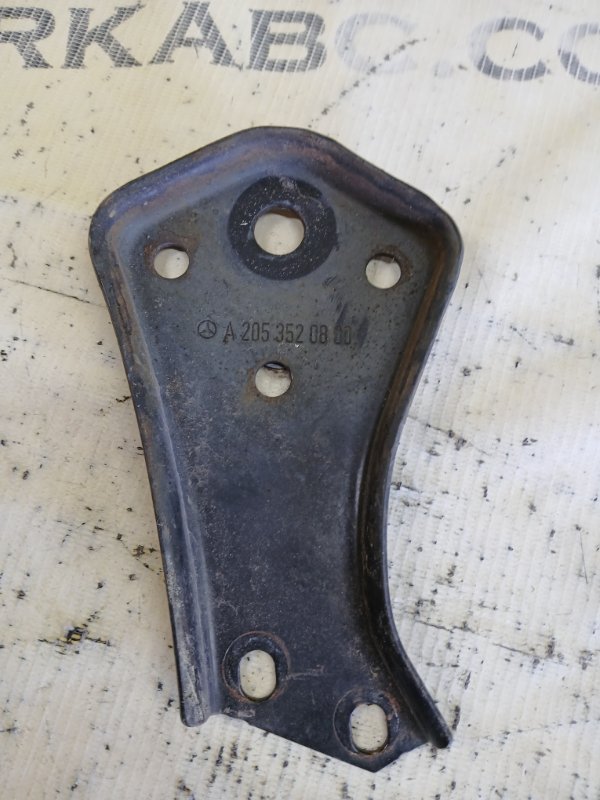 Кронштейн подрамника задний GLC 300 2019 X253 27492031846862 Кронштейн подрамника задний GLC 300 2019 X253 27492031846862