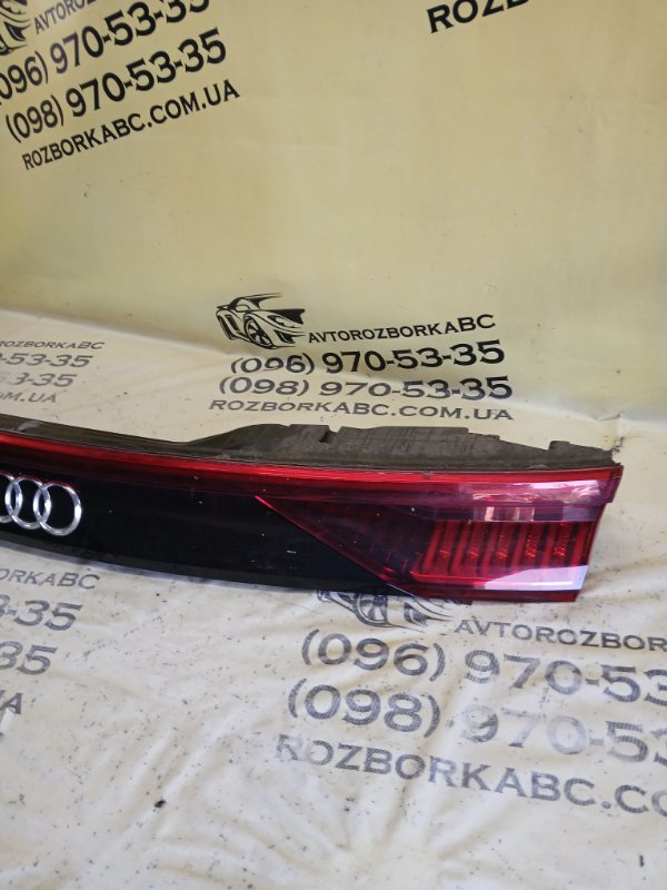 Фонарь/люстра задняя Audi Q8 3.0 DCBD Фонарь/люстра задняя Audi Q8 3.0 DCBD
