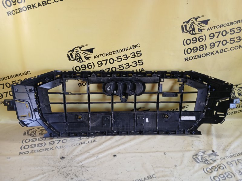 Решетка радиатора Q8 2019 3.0 DCBD Решетка радиатора Q8 2019 3.0 DCBD